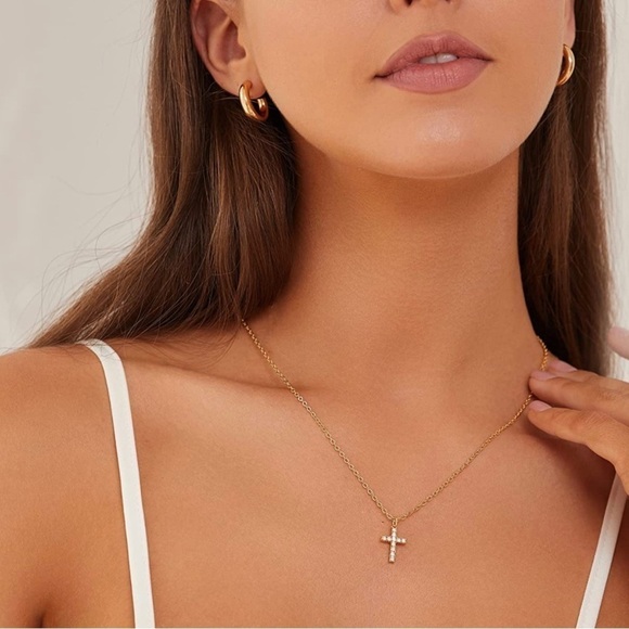 GOLD 14k Gold Plated CZ Cross Pendant Chain Necklace - Picture 1 of 3